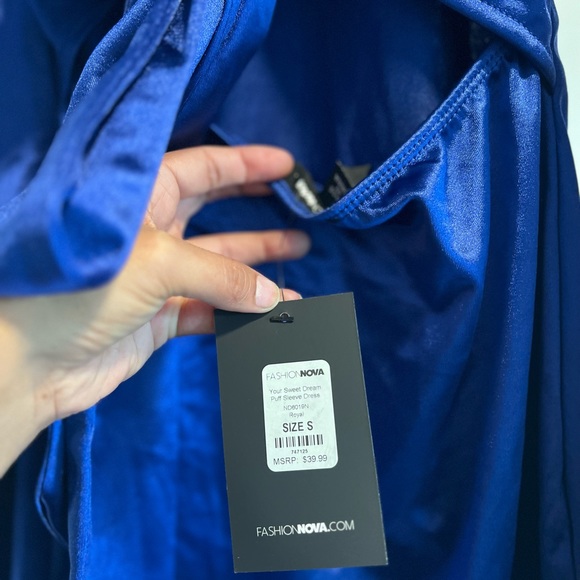 Puff Sleeve Mini Dress - Picture 4 of 9